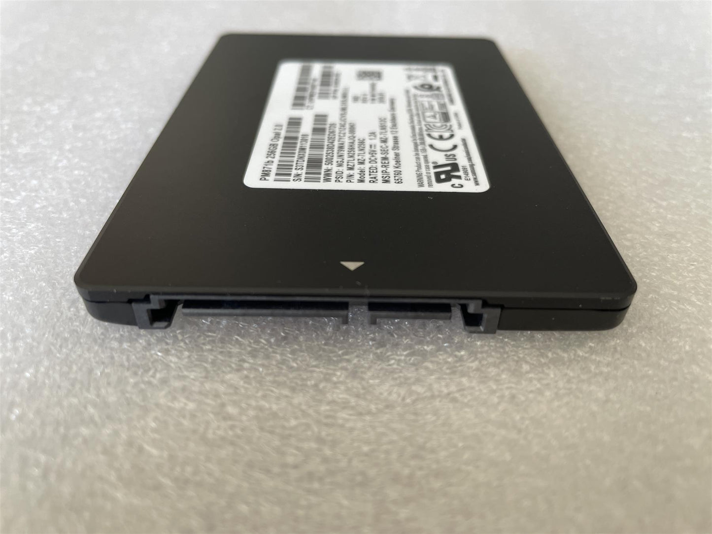 HP 936838-002 Samsung PM871b 256GB OPAL 2.0 SSD Solid State Drive SATA 2.5 inch