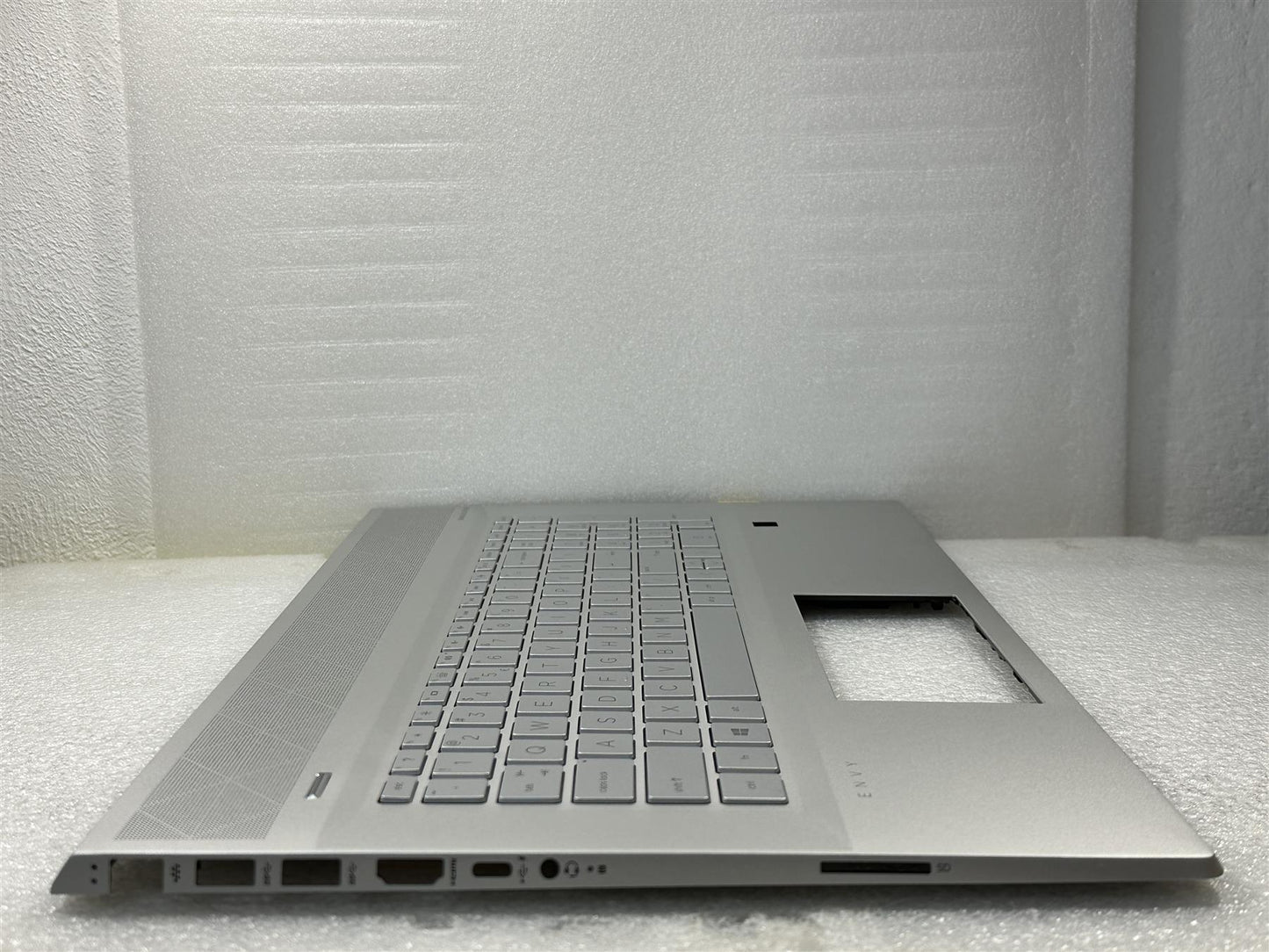 For HP Envy 17-CE L54513-B31 US int. English International also named dutch Palmrest Keyboard Top Cover NEW