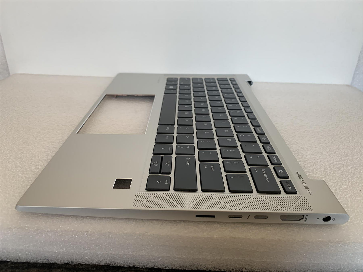 HP EliteBook 830 G7 M08700-B31 int. English International also named dutch US Keyboard Layout Palmrest NEW