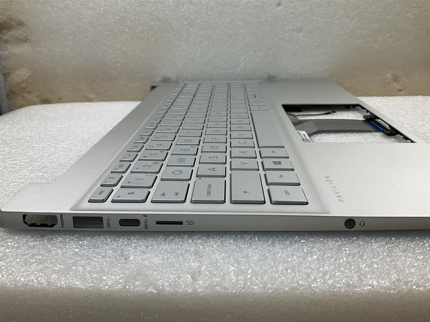 HP 15-EG 15-EH M14598-BG1 M08912-BG1 Switzerland Swiss Keyboard Palmrest NEW