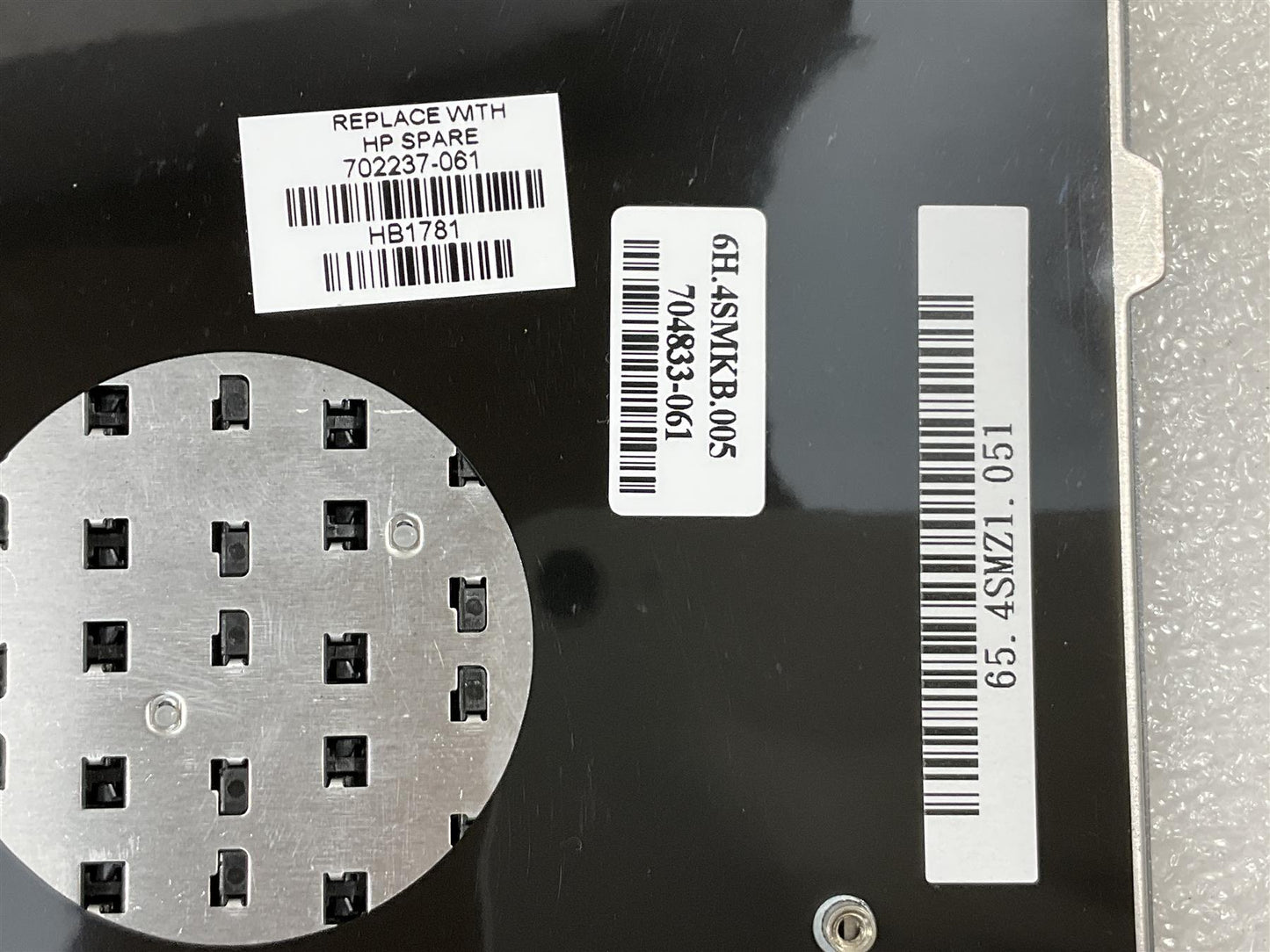 New Genuine HP 4545s 702237-061 Keyboard Silver colour Windows 8 Italian layout