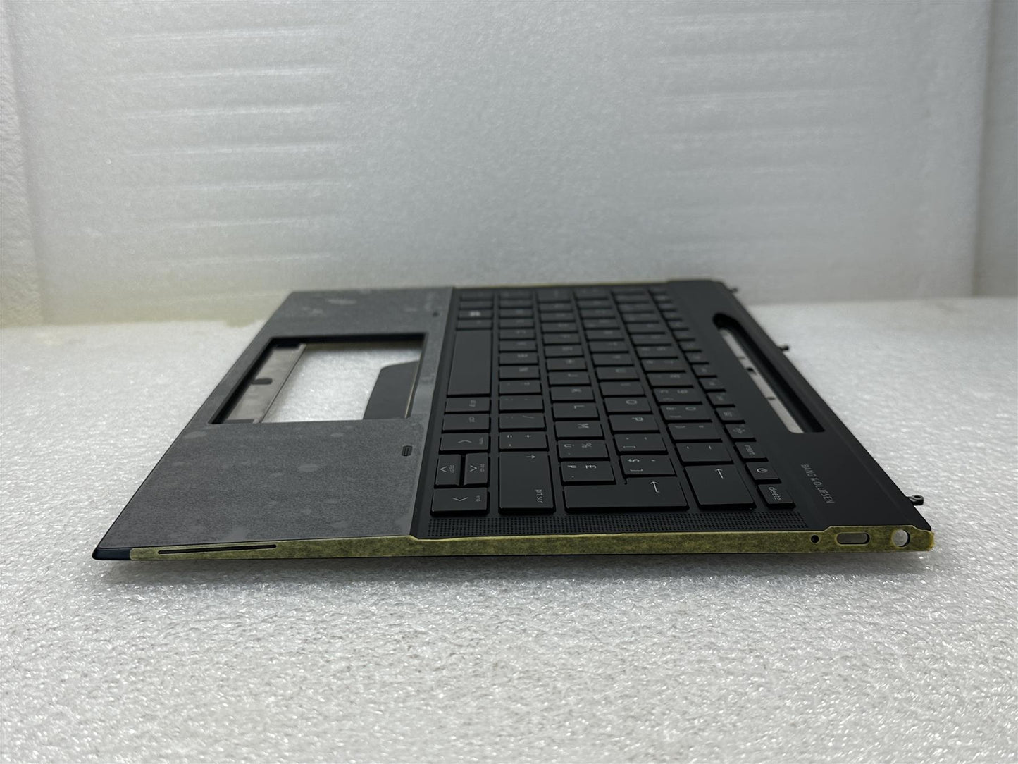 For HP Elite Folio 13.5 inch 2-in-1 M50327-A41 Belgium Belgian Palmrest Keyboard
