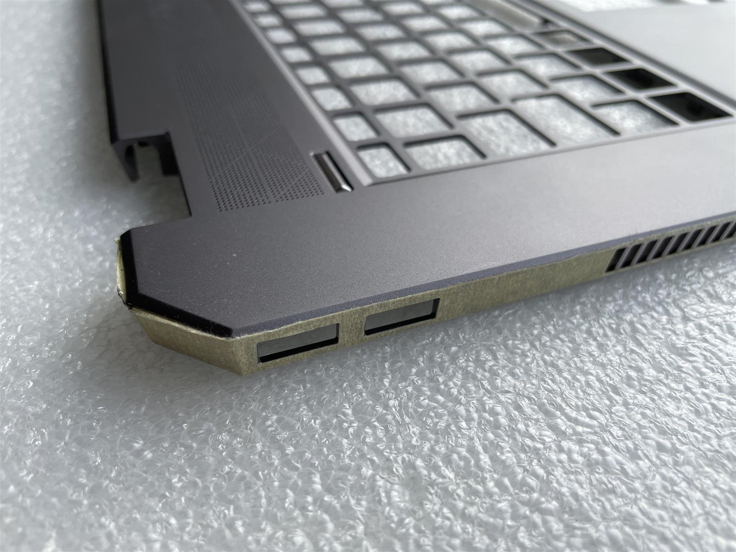 HP ZBook Studio G5 L30669 L30668 Palmrest L ENTER Key TOP COVER NO Keyboard NEW