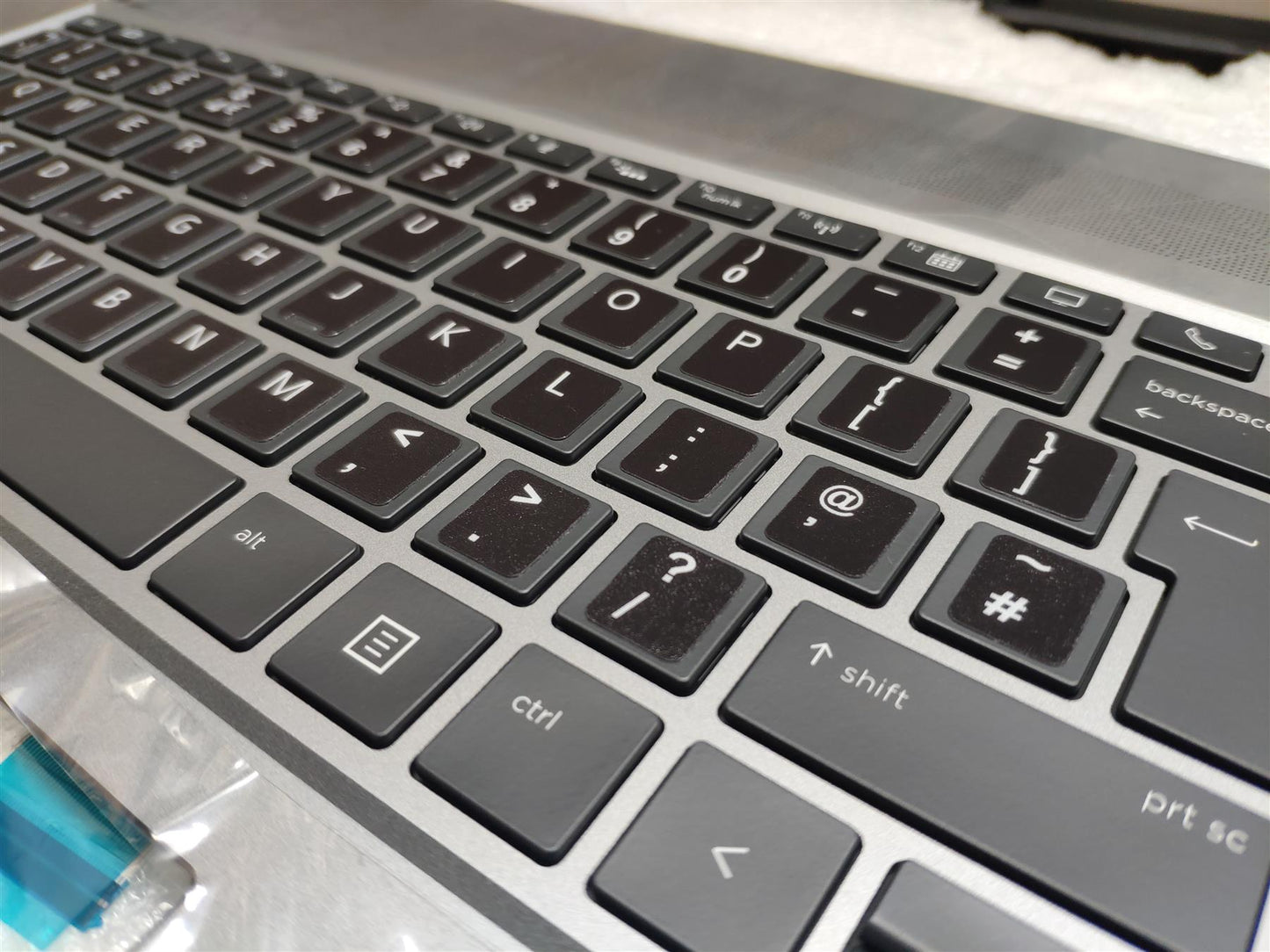 With Stickers, See Photos - HP ZBook Studio G5 L30668-031 English UK Keyboard Palmrest Original STICKER NEW