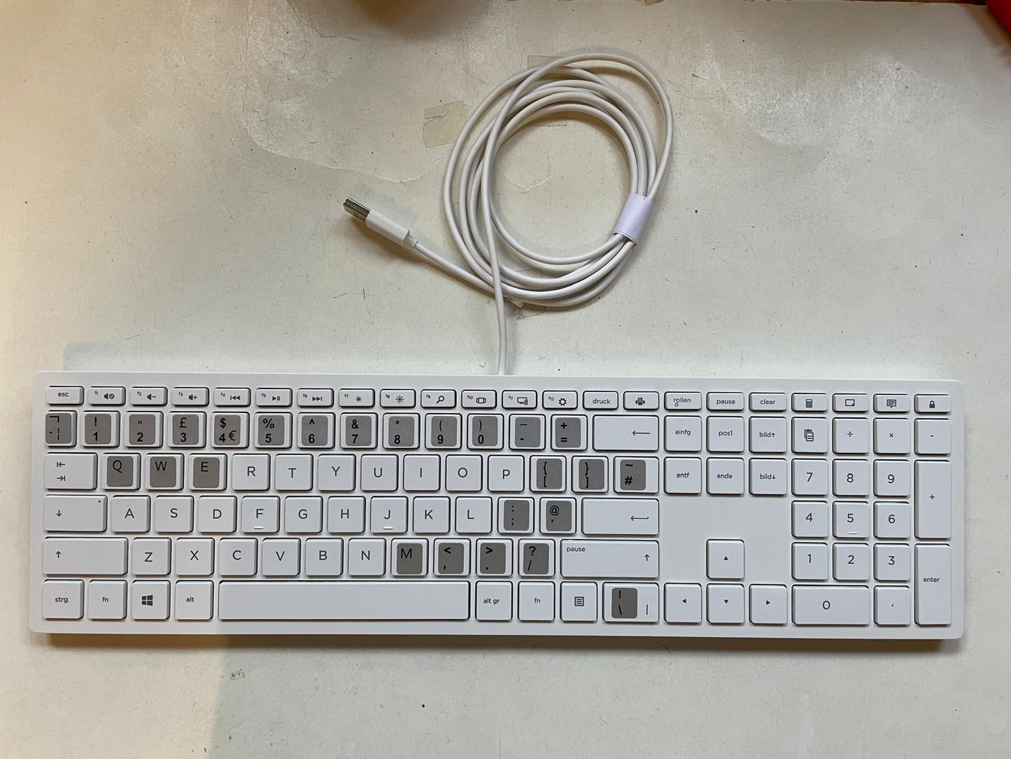For HP White Cheddar 928517-031 USB Wired UK English Keyboard With Stickers NEW