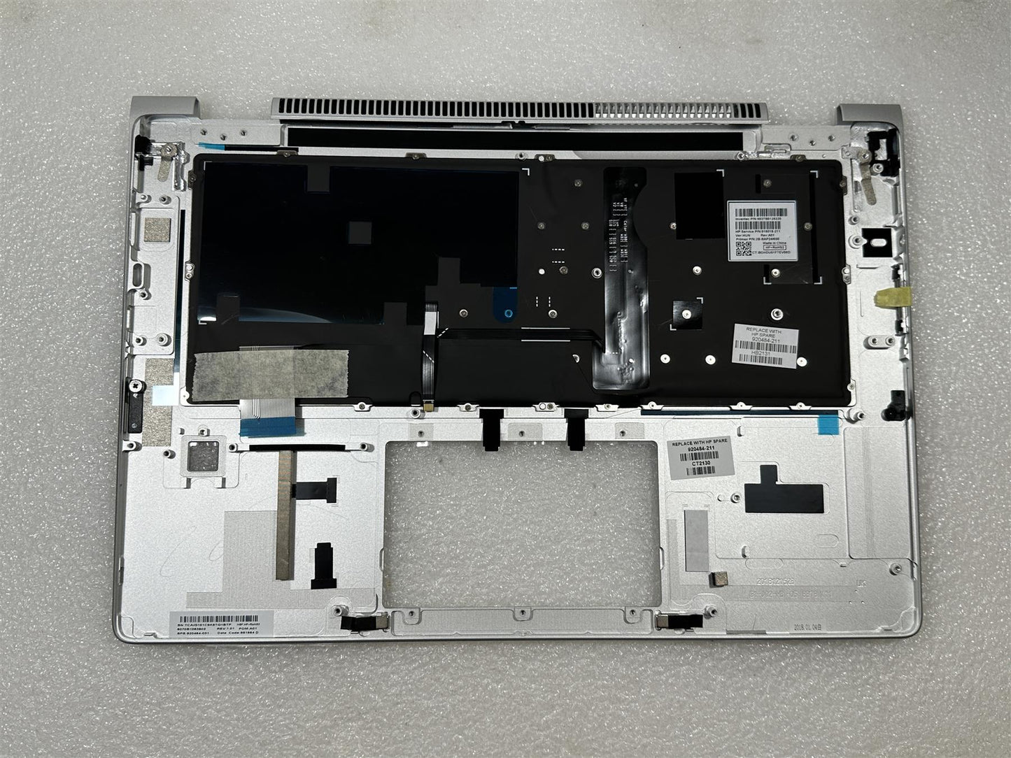 For HP EliteBook x360 1030 G2 920484-211 Hungarian Palmrest Keyboard Top Cover