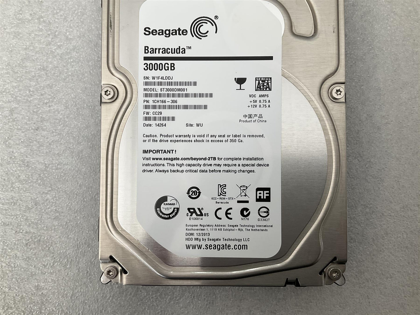 Seagate ST3000DM001 3000GB 3TB 7200RPM 64 MB Cache HDD Hard Disk Drive 3.5 inch