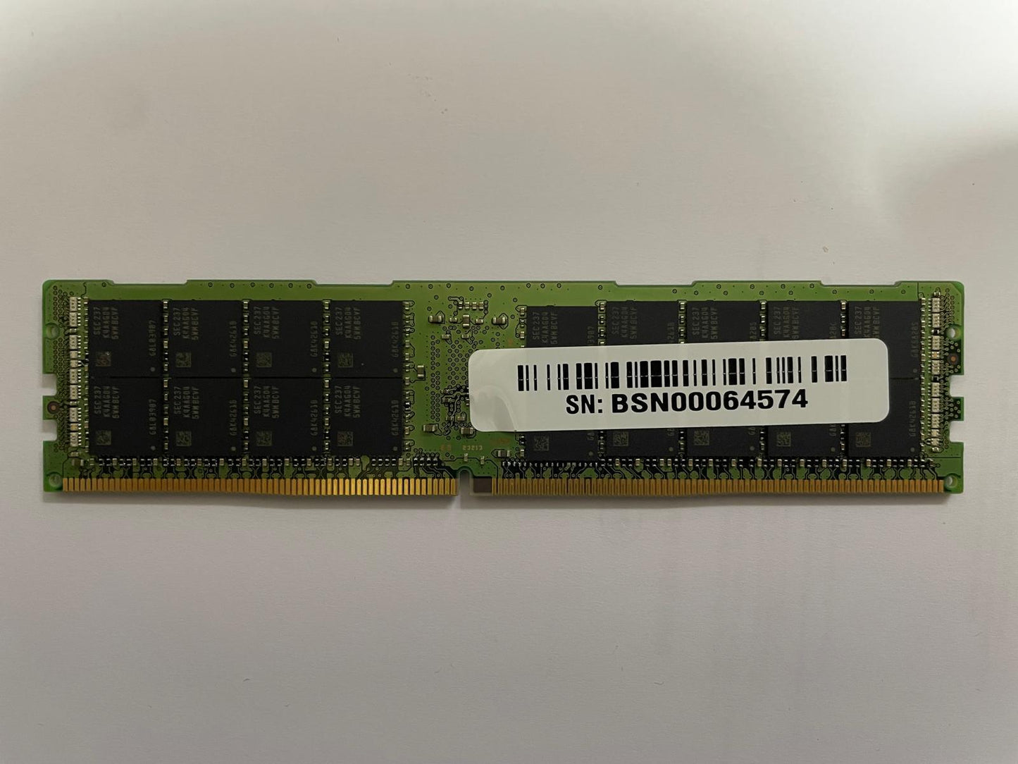 HP L15418-501 Samsung 64GB 2933Y DDR4 M393A8G40MB2-CVFBY SERVER ECC RAM Memory
