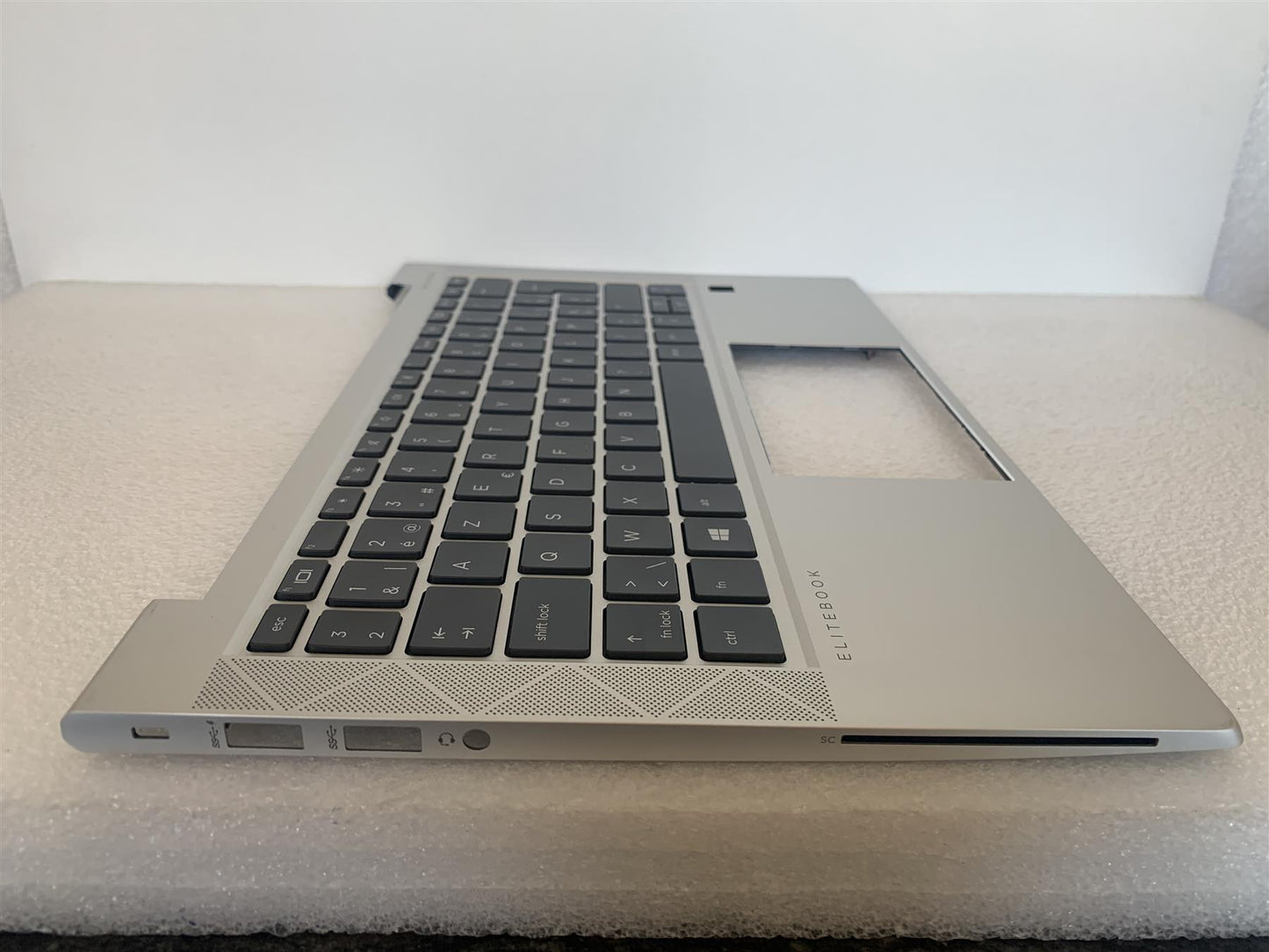 HP EliteBook 835 G7 M21676-A41 Belgian Keyboard Layout Belgium Palmrest NEW