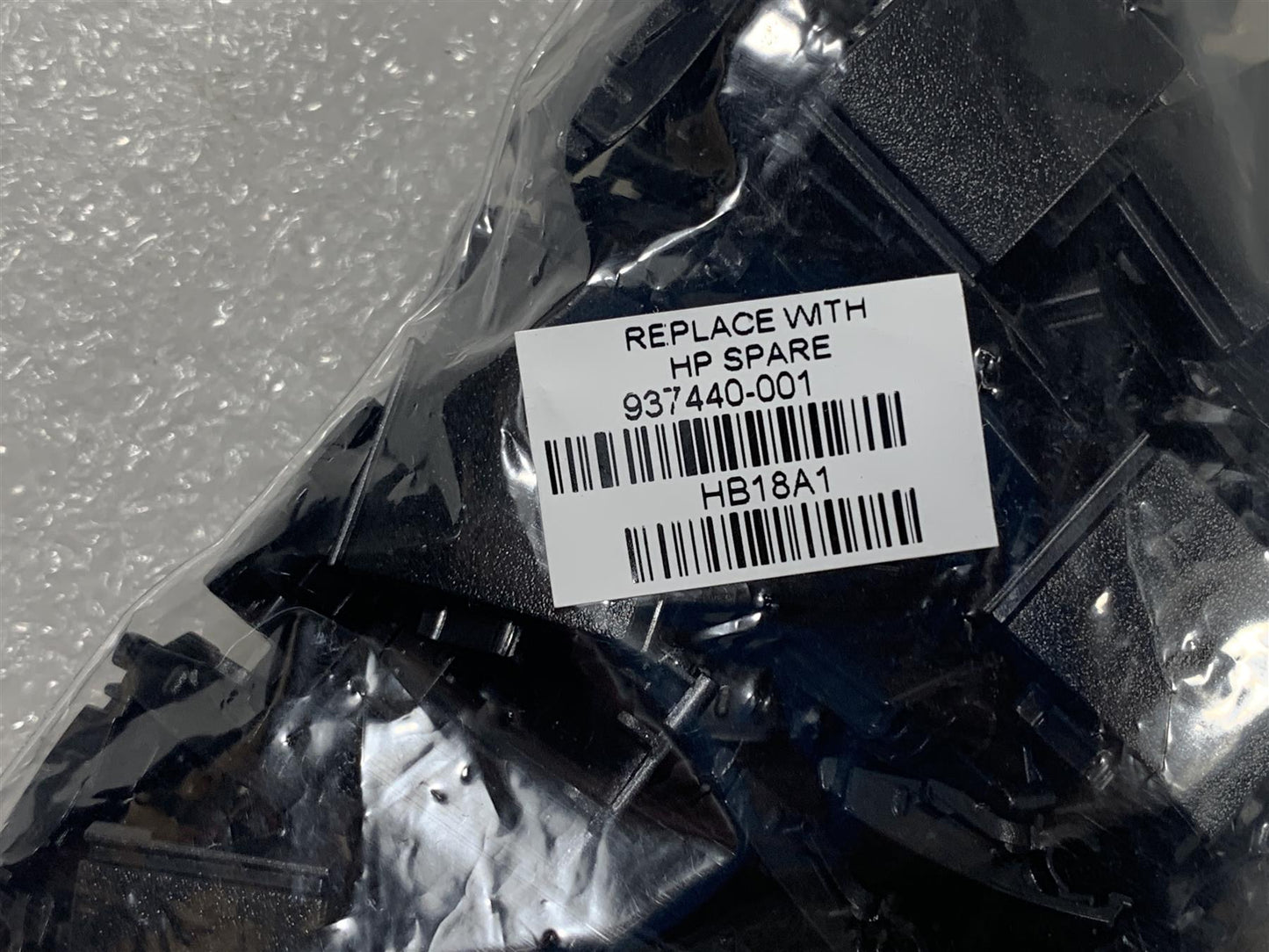 HP ZBook 14 G2 Mobile Workstation 937440-001 RJ-45 Door Plastic Black Genuine