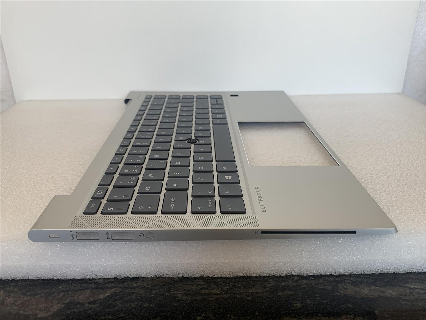 HP EliteBook 840 G7 M07089-091 Norwegian Keyboard Norway Norse Palmrest NEW