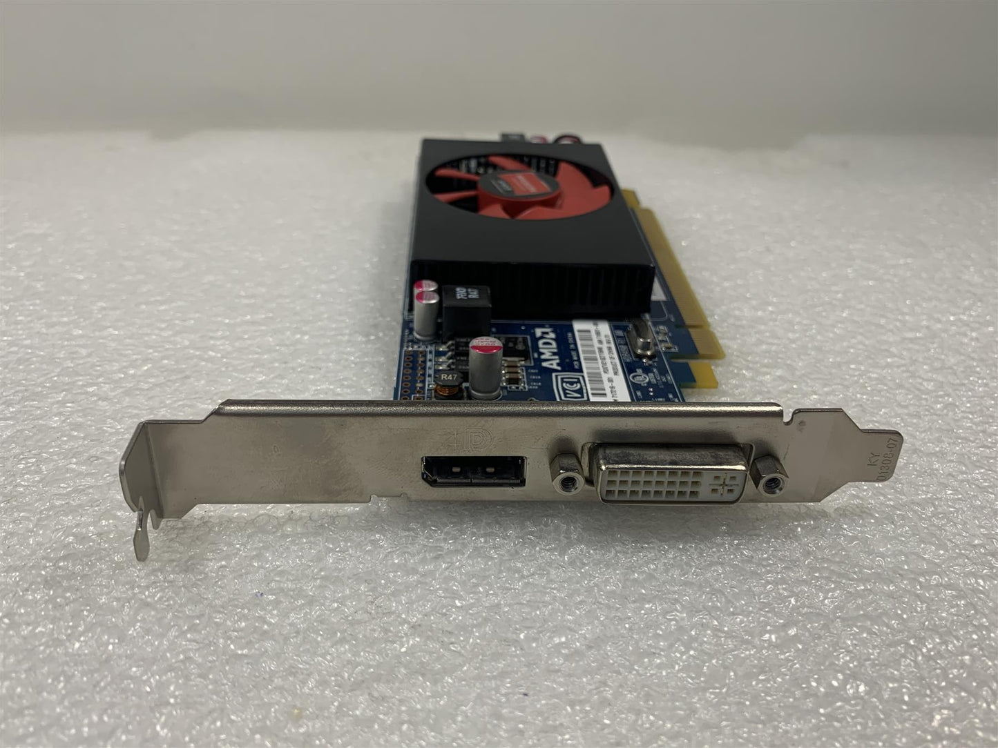 HP 716521-001 717219-001 AMD Radeon HD 8490 PCIe x16 1GB GPU Graphics Card USED