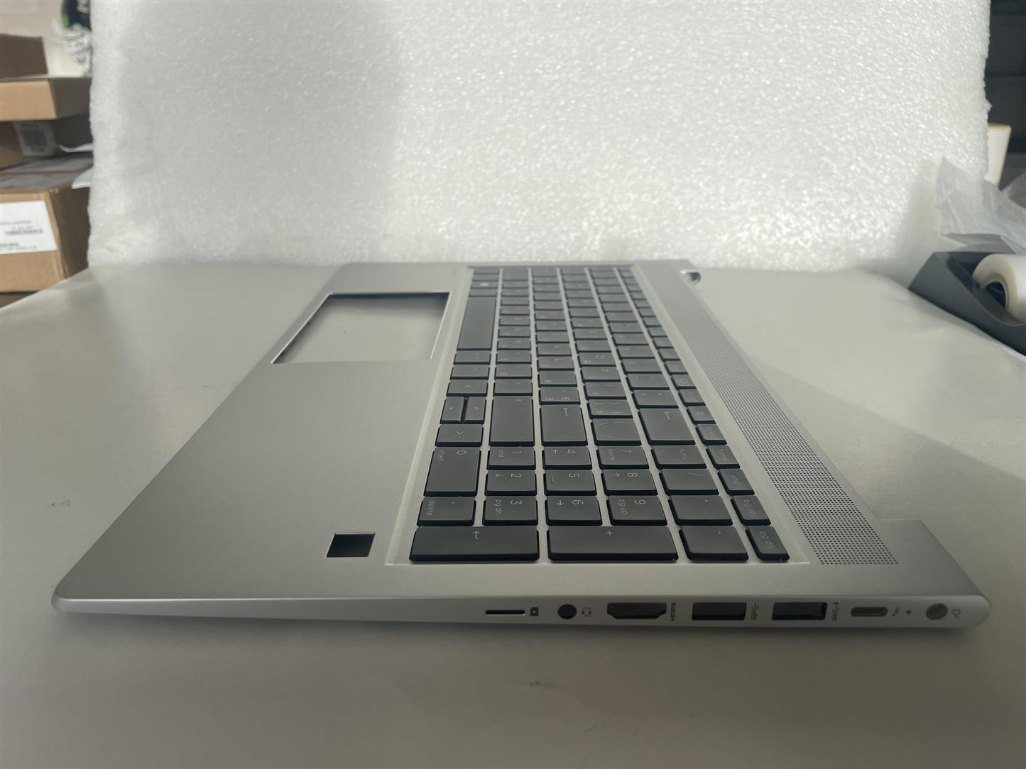For HP Probook 650 G8 M49545-BD1 Palmrest Top Cover Keyboard Ukrainian UKRA NEW
