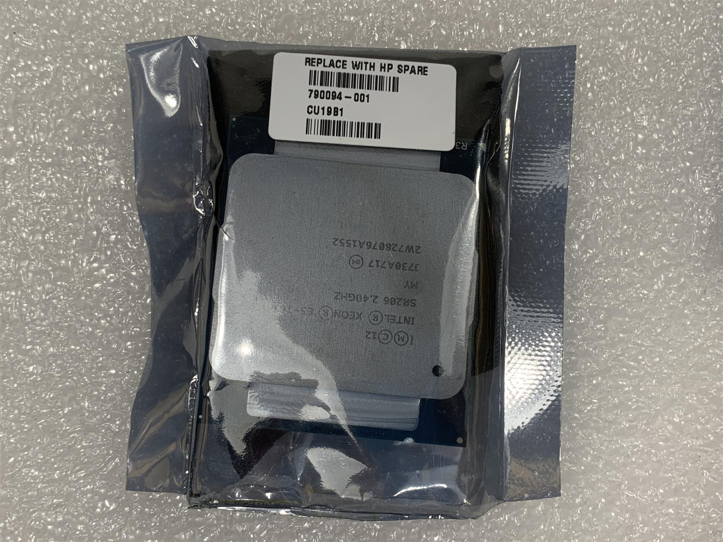 HP 790094-001 Intel Xeon Processor E5-2630 v3 SR206 2.40GHz LGA2011 Socket CPU
