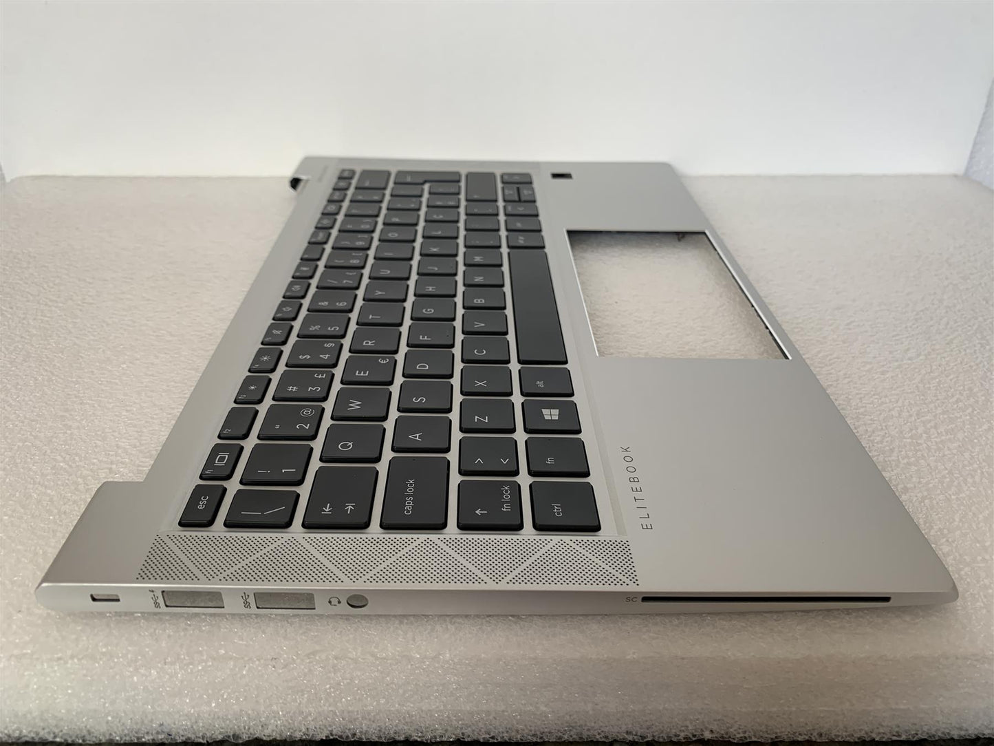 HP EliteBook 830 G7 M08700-131 Portuguese Keyboard Portugal Palmrest Genuine NEW