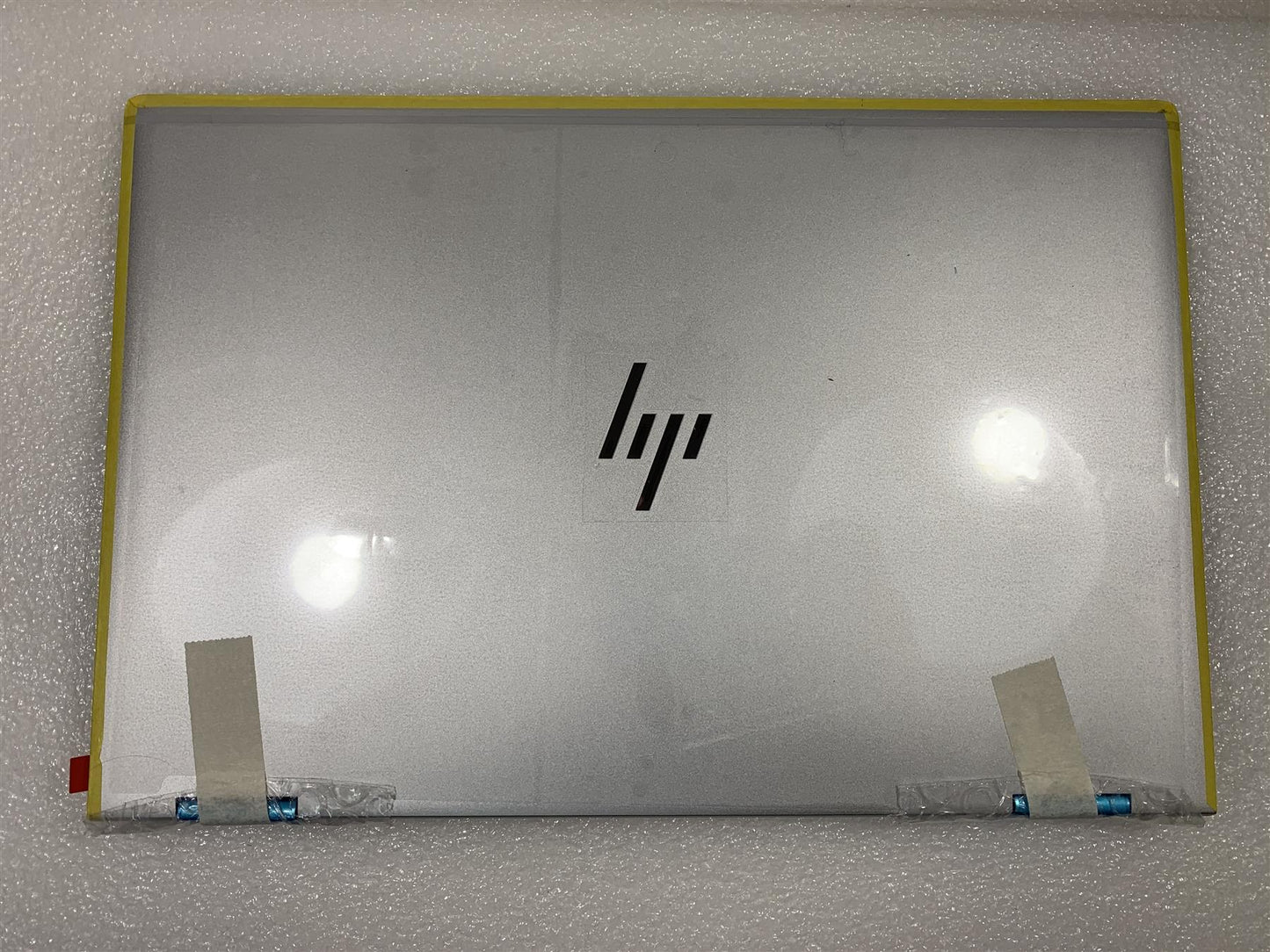 HP EliteBook x360 1040 G6 M04241-001 14 inch FHD Touch Screen UWVA 700 NEW