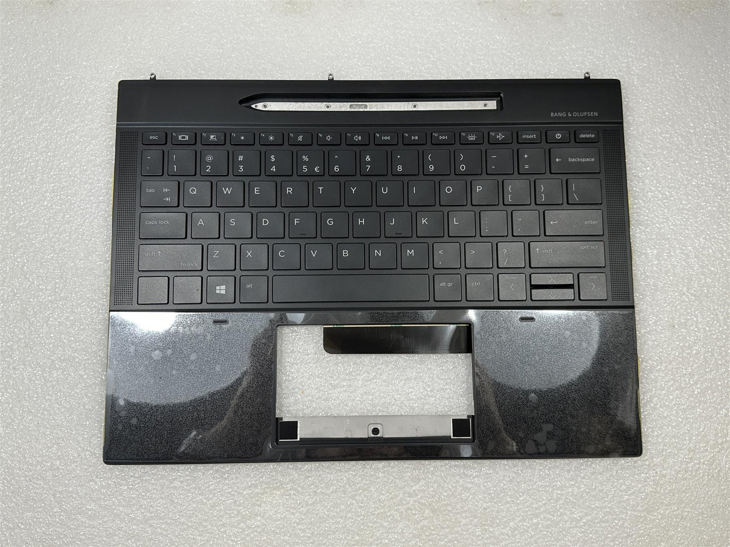 For HP Elite Folio 13.5 inch 2-in-1 M50327-B31 US int. English International also named dutch Layout Palmrest