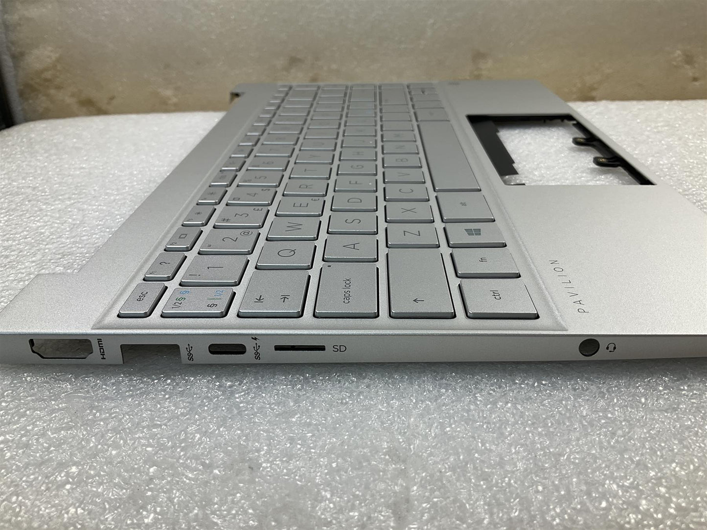 HP Pavilion 13-BB M29283-DH1 M14232 Danish Finnish Norwegian Keyboard Palmrest