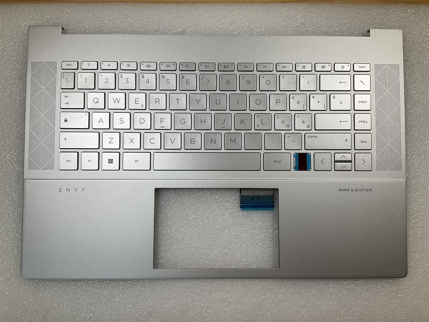 HP ENVY 15-EP Laptop M15553-061 M15198-061 Italy ITALIAN IT Keyboard Palmrest