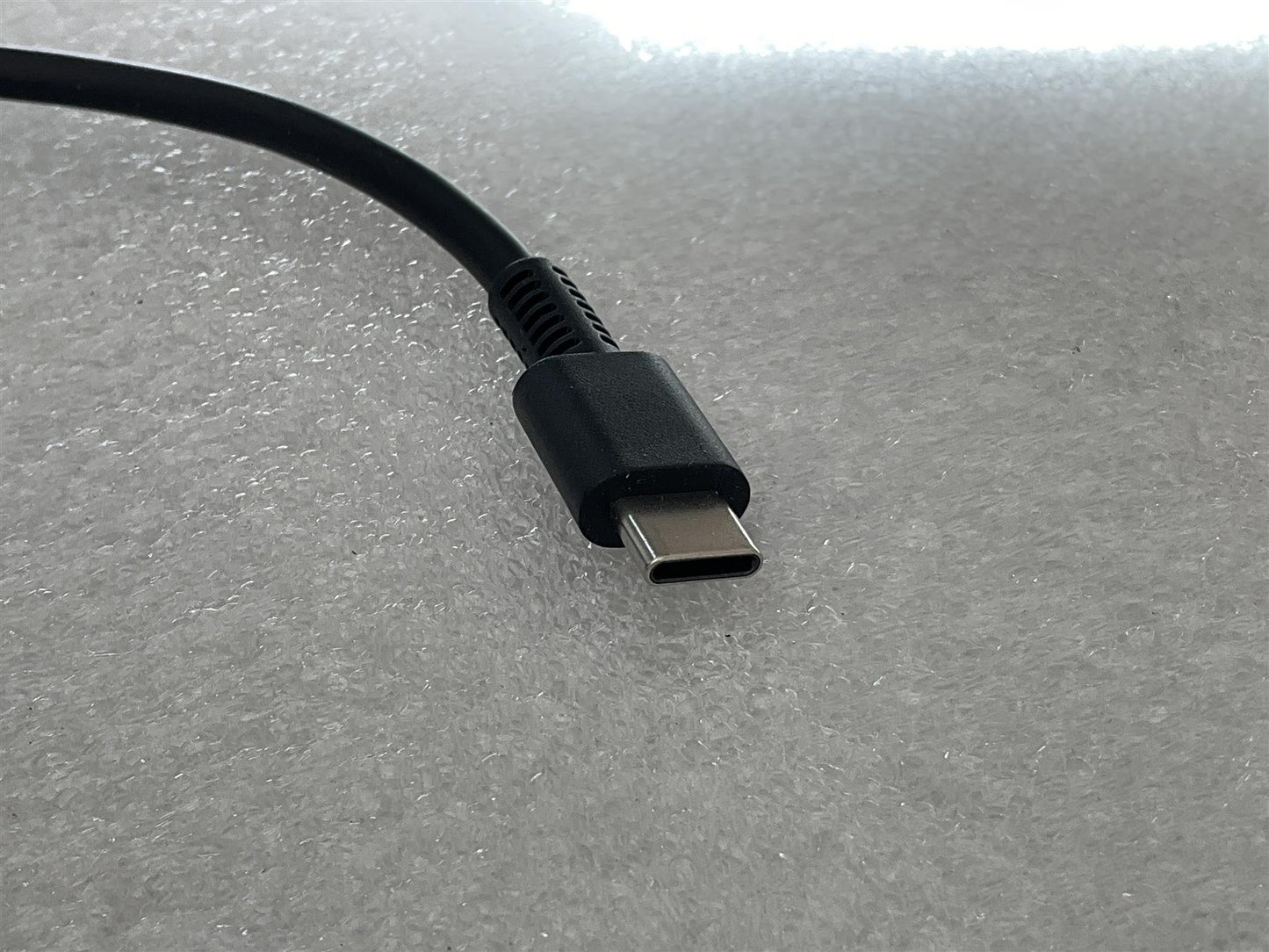 HP L43180-005 L30757-002 L32392-001 TPN-CA06 65W Tpye C Power Charger Adapter