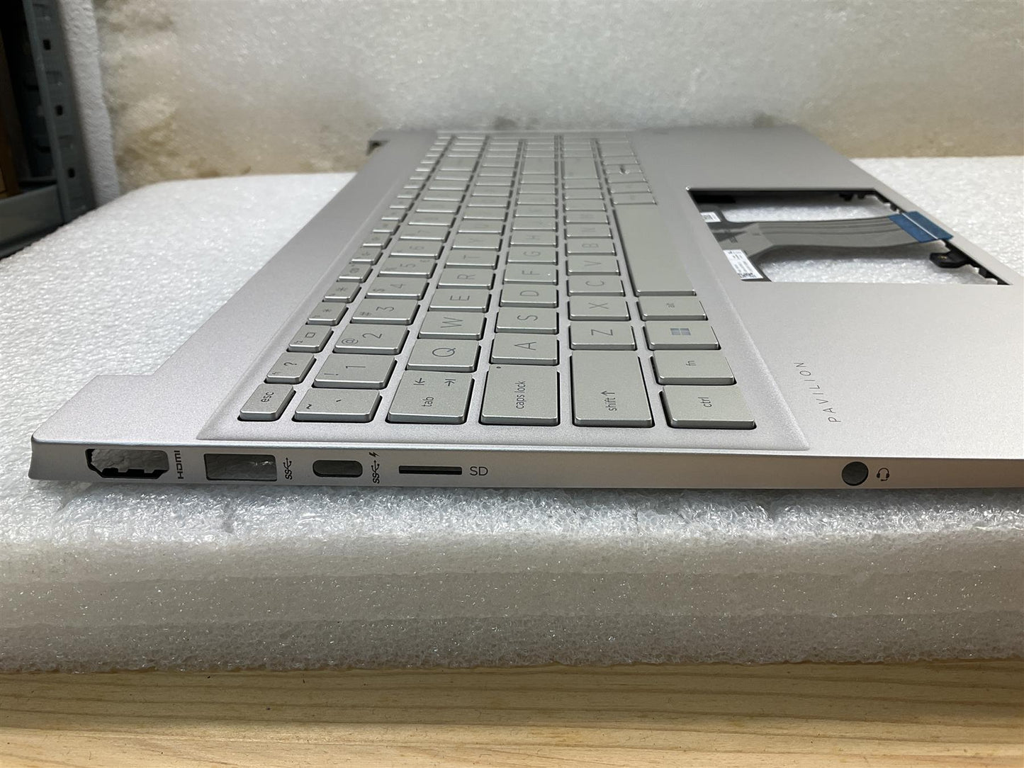 HP Pavilion 15-EG 15-EH M14810-B31 M08924-B31 US int. English International also named dutch Keyboard Palmrest