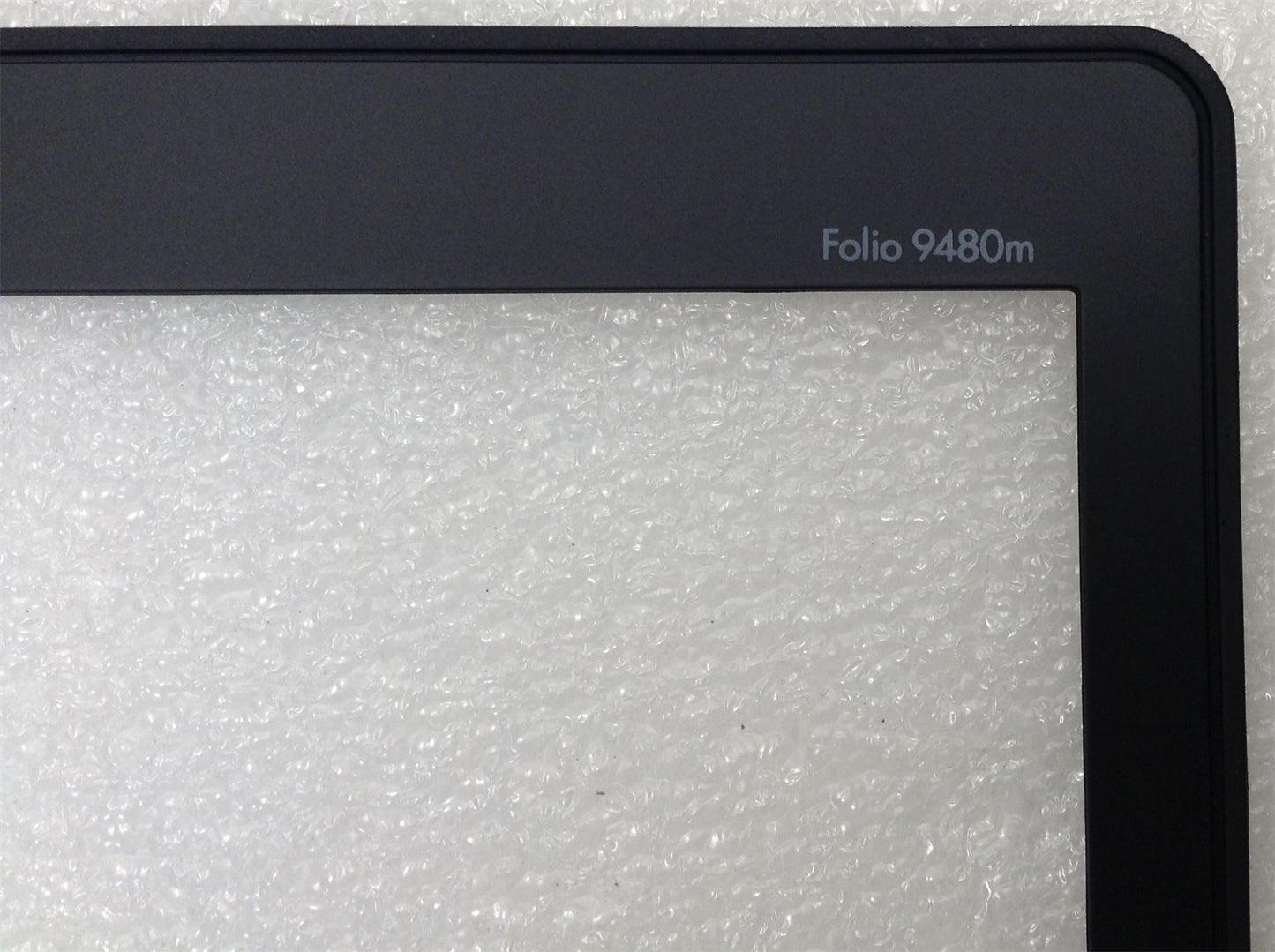 HP EliteBook Folio 9480 9480m 769705-001 774320-001 Display Screen Bezel ( also replaces for 769706-001 without a webcam ) NEW