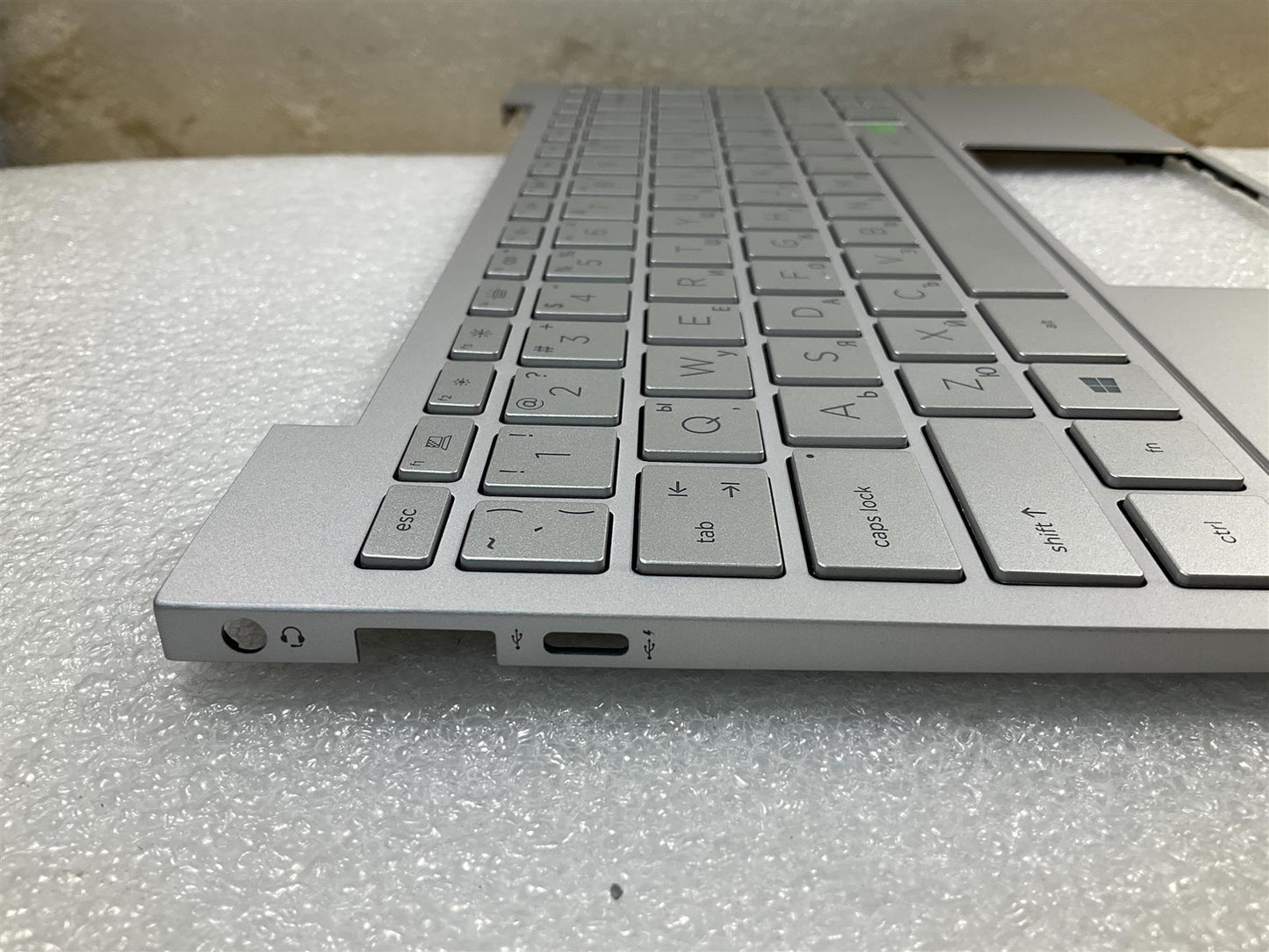 HP Envy 13-BA 13T-BA L98414-261 L96800-261 Bulgarian Bulgaria Keyboard Palmrest