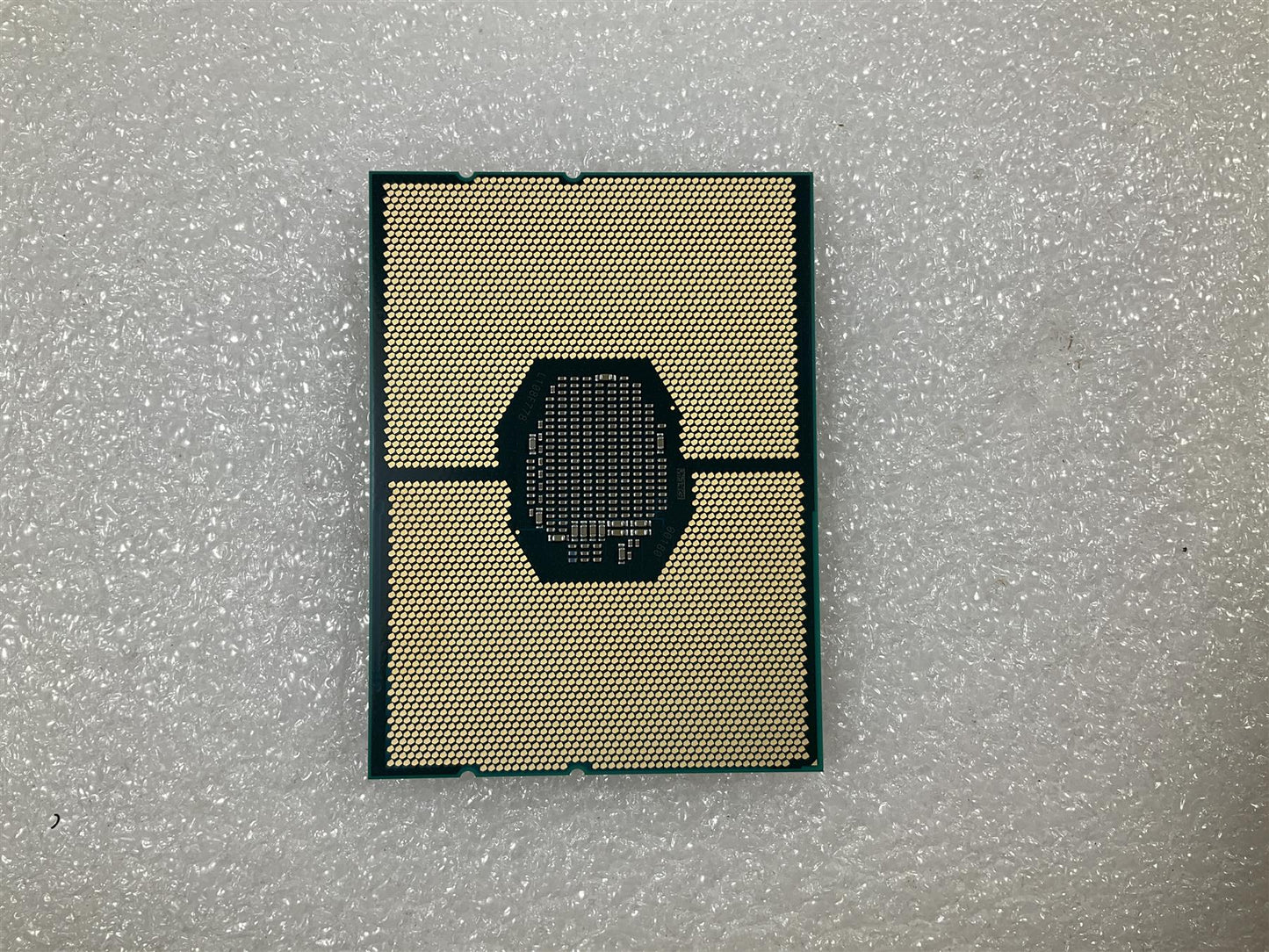 HP L65205-003 Intel Xeon W-3225 Processor CPU LGA3647 Socket SRFFB 3.70GHz 160W