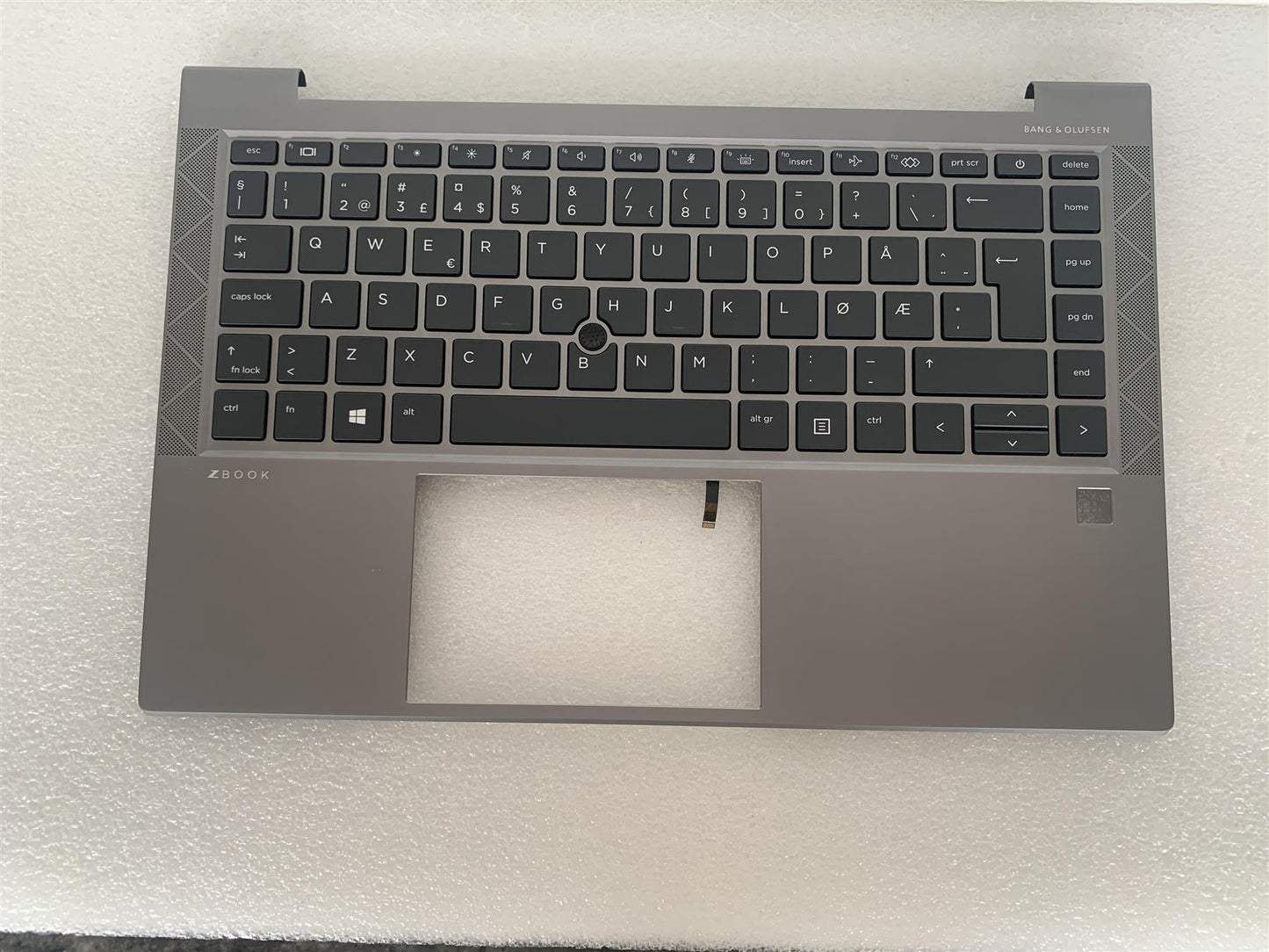 HP ZBook Firefly 14 G8 M07131-091 Norwegian Keyboard Norway Norse Palmrest UMA