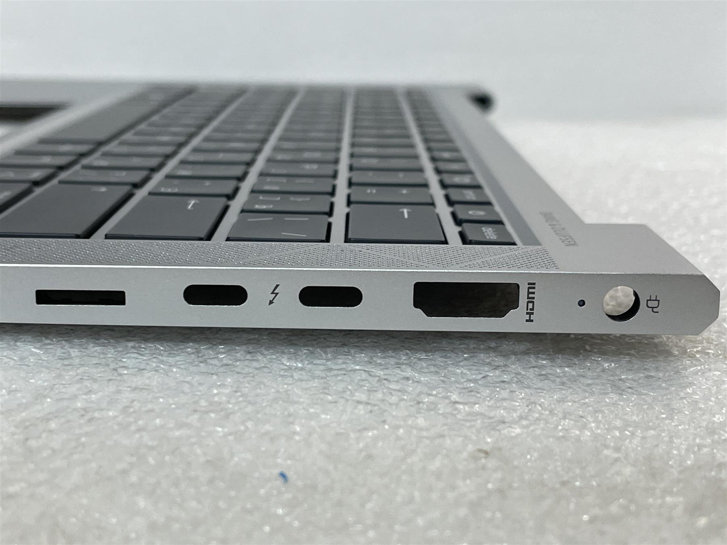 For HP EliteBook 830 G8 Russian Russ M36415-251 Palmrest Keyboard Top Cover - We are sending M36414-251