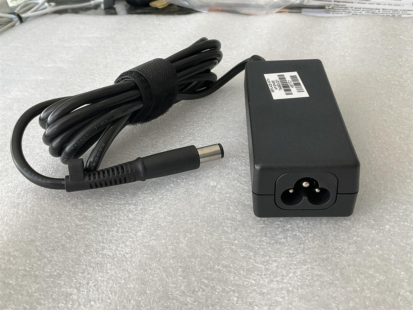 for HP 744893-001 744481-002 HSTNN-CA40 45W Power Charger Adapter Genuine NEW