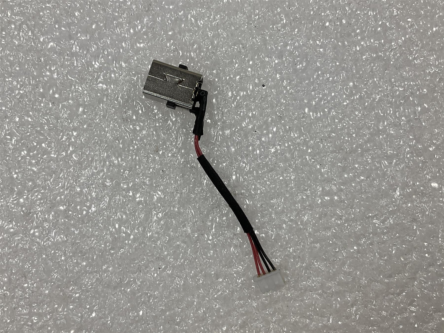 for HP Z VR Backpack L05774-001 VR HEADSET Power Input DC Socket Jack Cable NEW