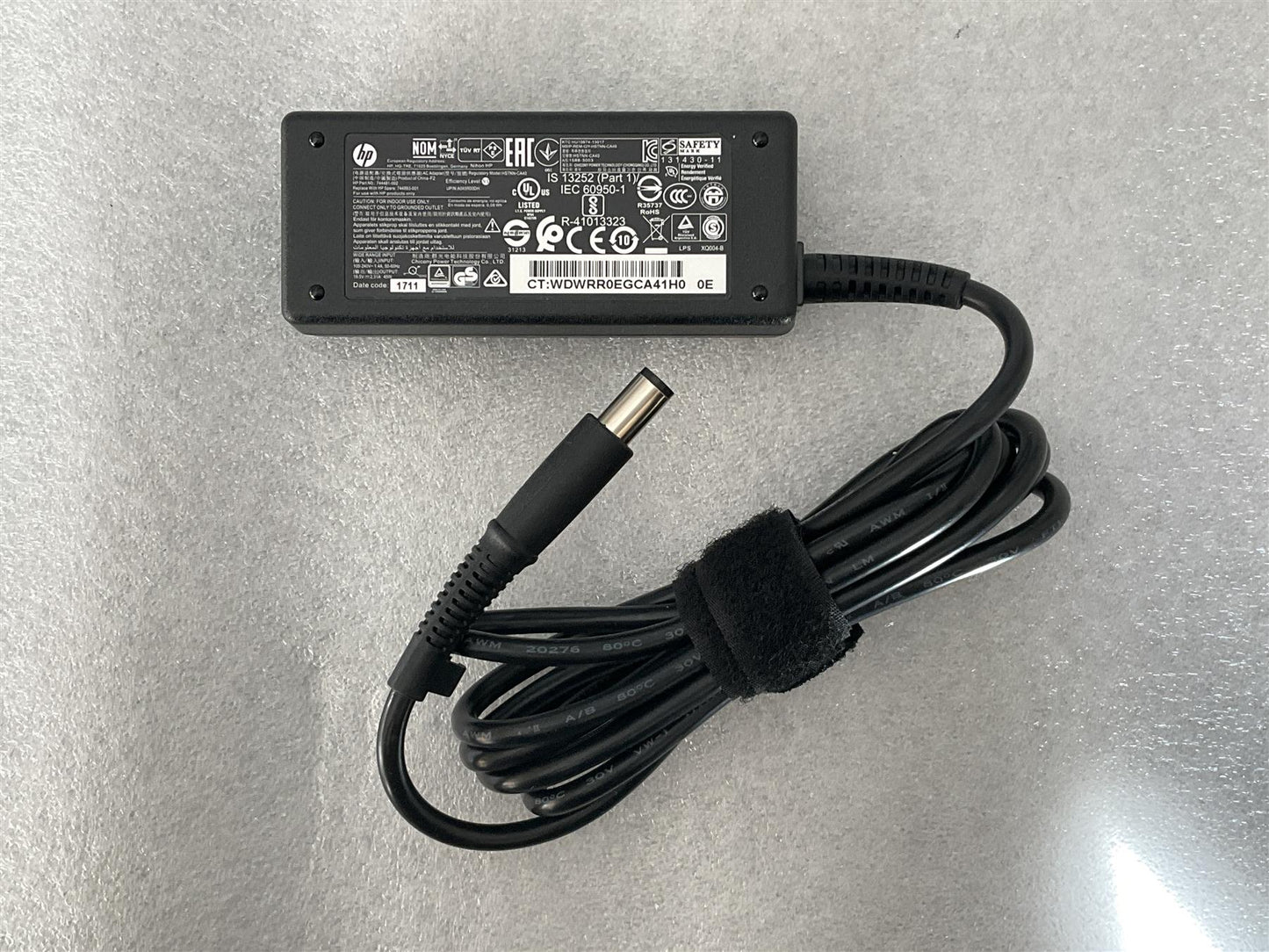 for HP 744893-001 744481-002 HSTNN-CA40 45W Power Charger Adapter Genuine NEW