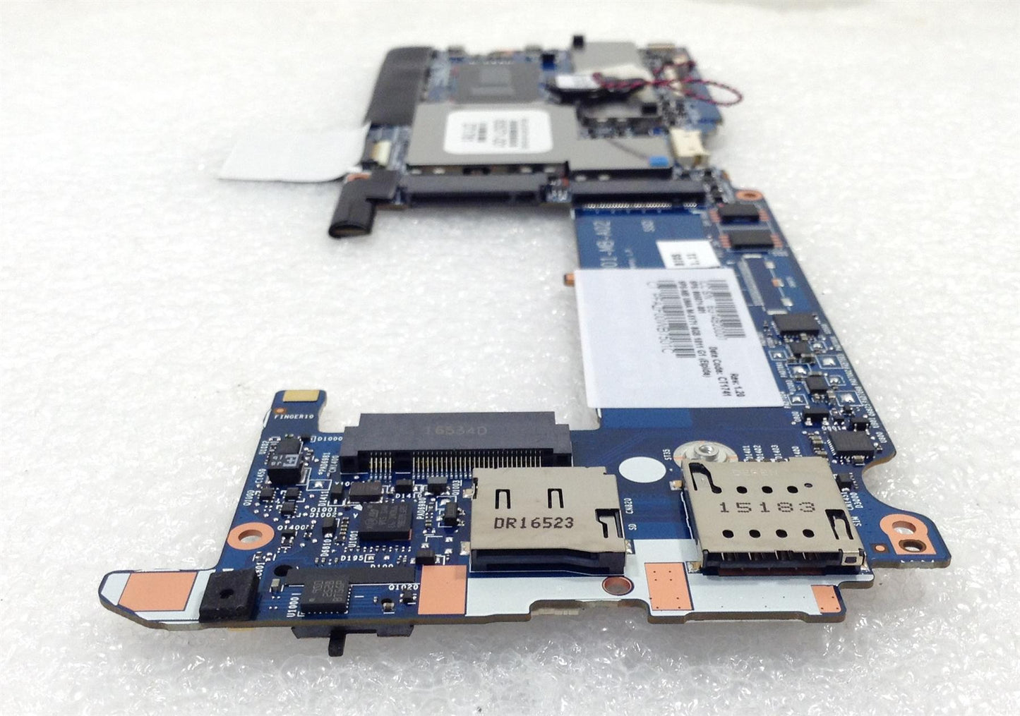 HP Elite x2 1011 G1 805071-001 i3 M-5Y71 With UMA Motherboard NEW