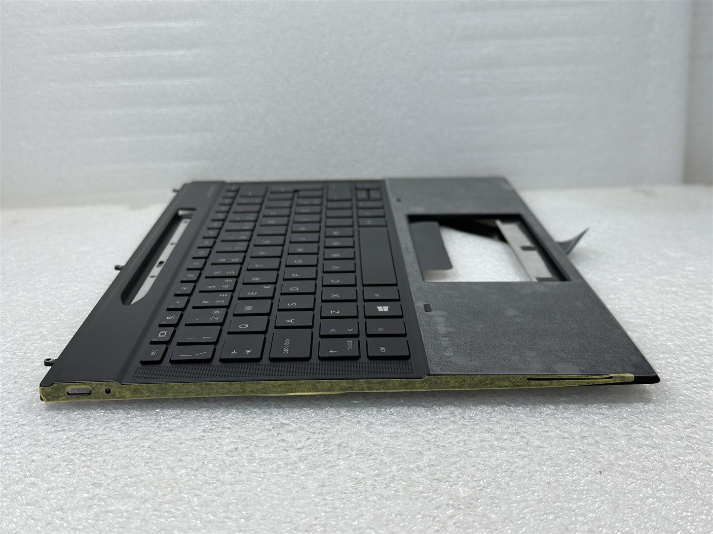 For HP Elite Folio 13.5 inch 2-in-1 M50327-131 Portuguese Palmrest Keyboard NEW