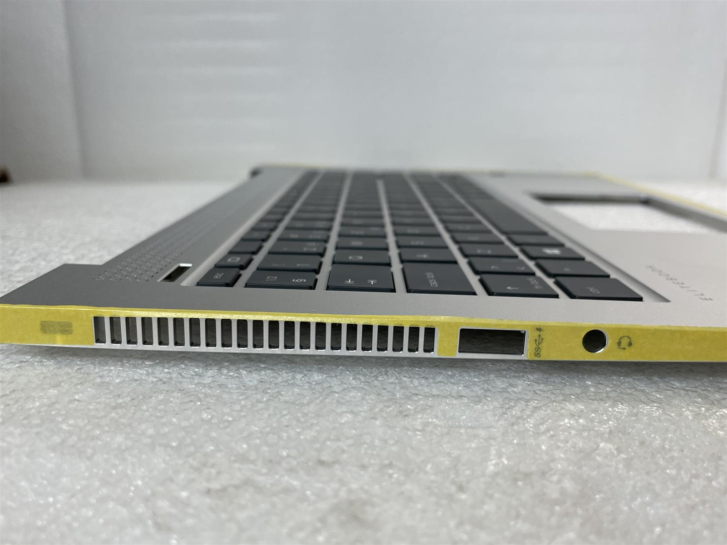 For HP EliteBook 1040 G4 L02267-B71 Palmrest Keyboard Top Cover