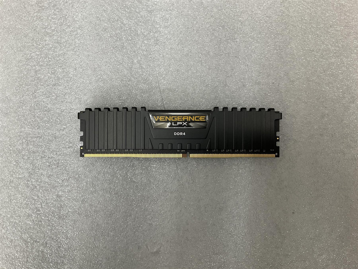 Corsair VENGEANCE DDR4 8GB 3200Mhz CMK16GX4M2E3200C16 RAM Memory NEW