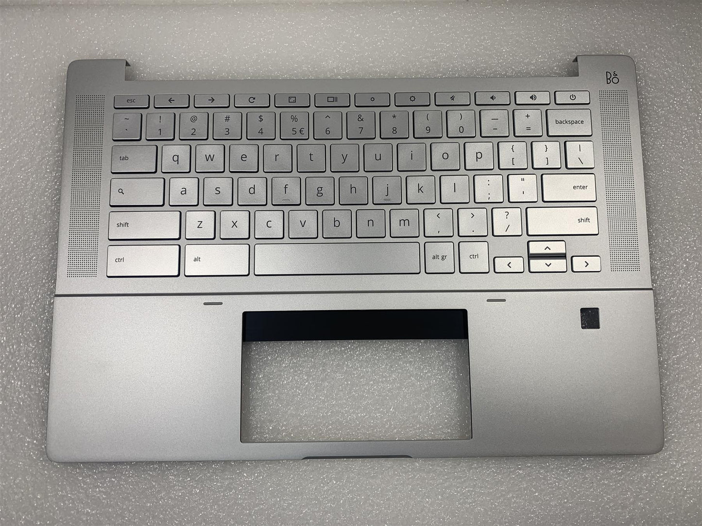 HP Pro c640 Chromebook M03451-B31 Palmrest int. English International also named dutch US Keyboard Top Cover
