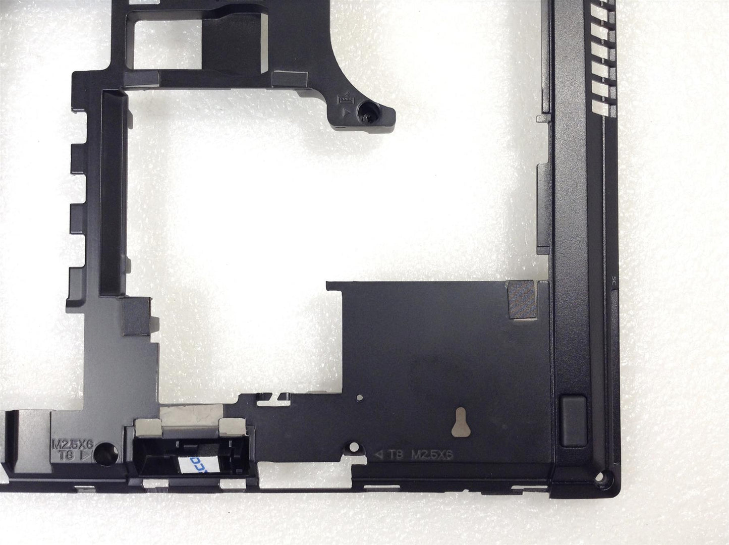 Hp 8560P 641182-001 Lower Base Enclosure Bottom Cover Genuine Original NEW
