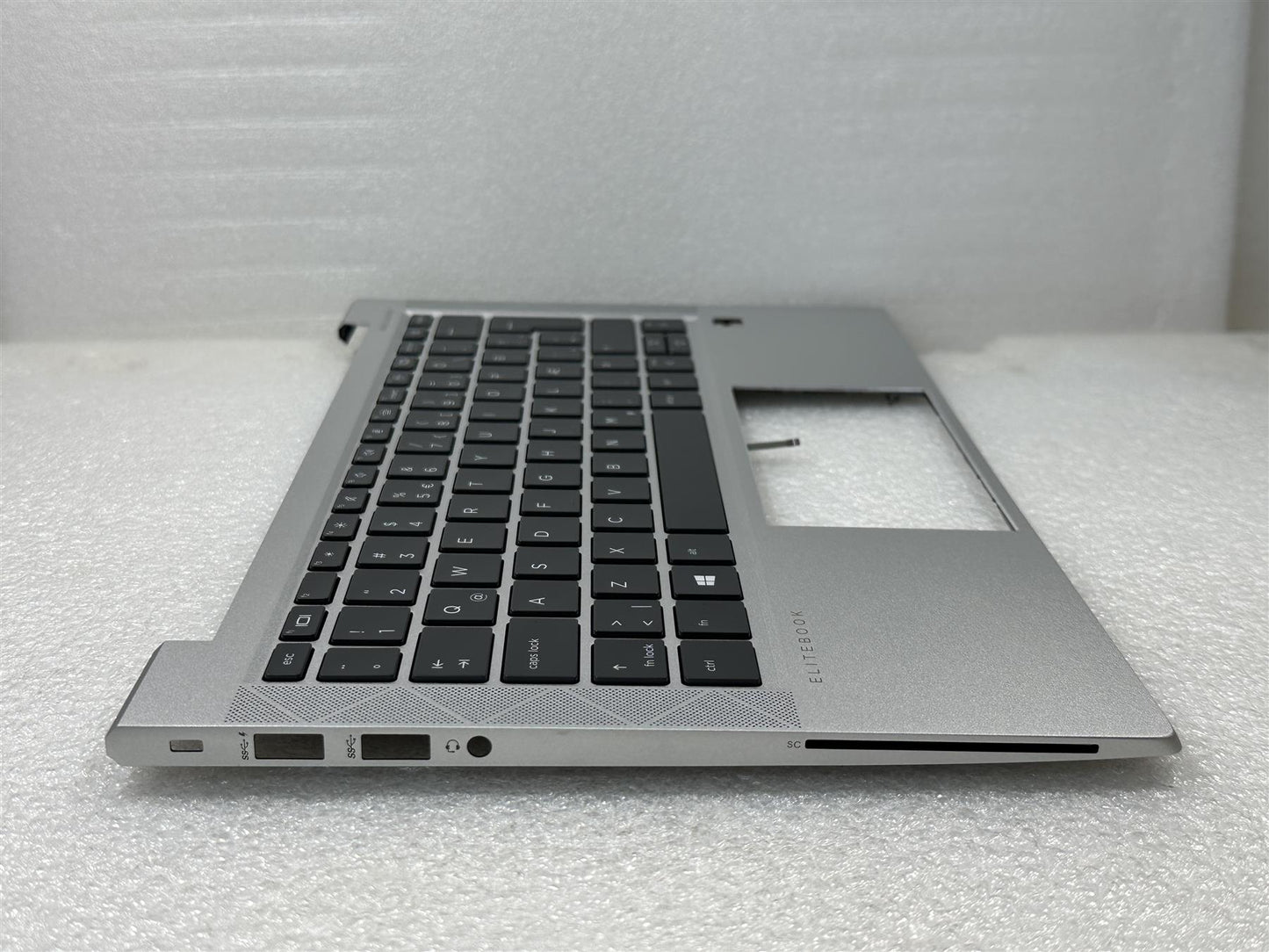 For HP EliteBook 835 G8 Icelandic Iceland M53846-DD1 Palmrest Keyboard Top Cover