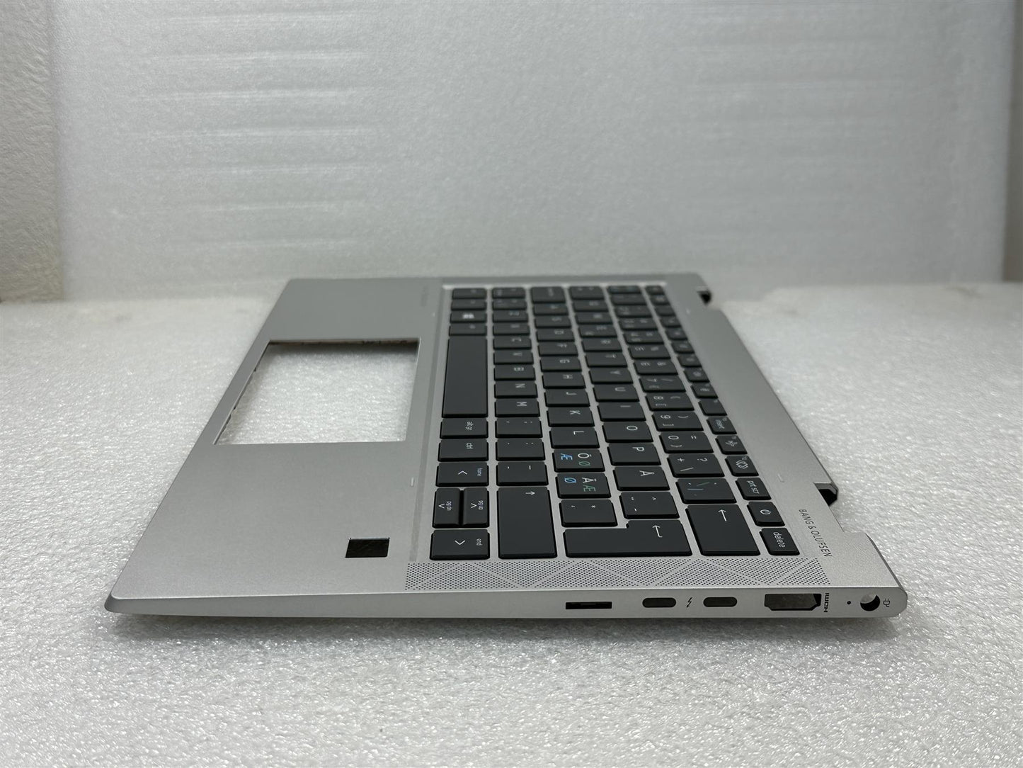 For HP EliteBook x360 830 G8 M46073-DH1 Nordic Palmrest Keyboard Top Cover NEW