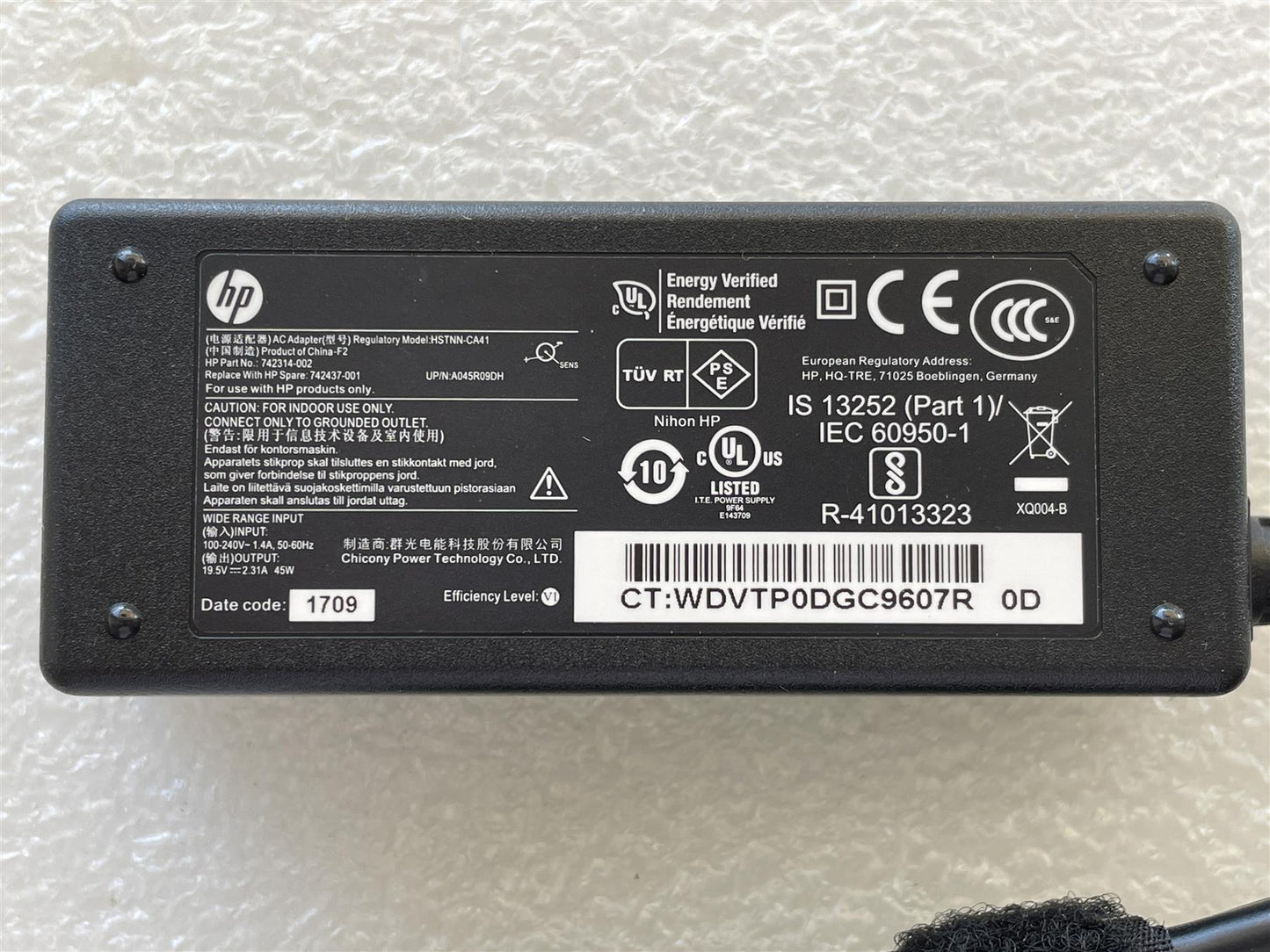 HP 742437-001 742314-002 19.5V 45W AC Power Charger Adapter HSTNN-CA41 NEW