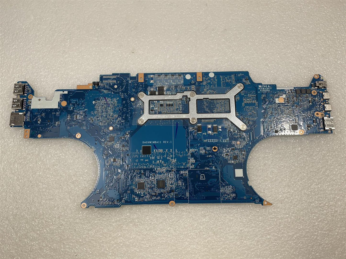 For HP ZBook Studio G5 L78242-601 sending L49206-601 Motherboard Intel I9-9980H NVIDIA P2000 4GB NEW