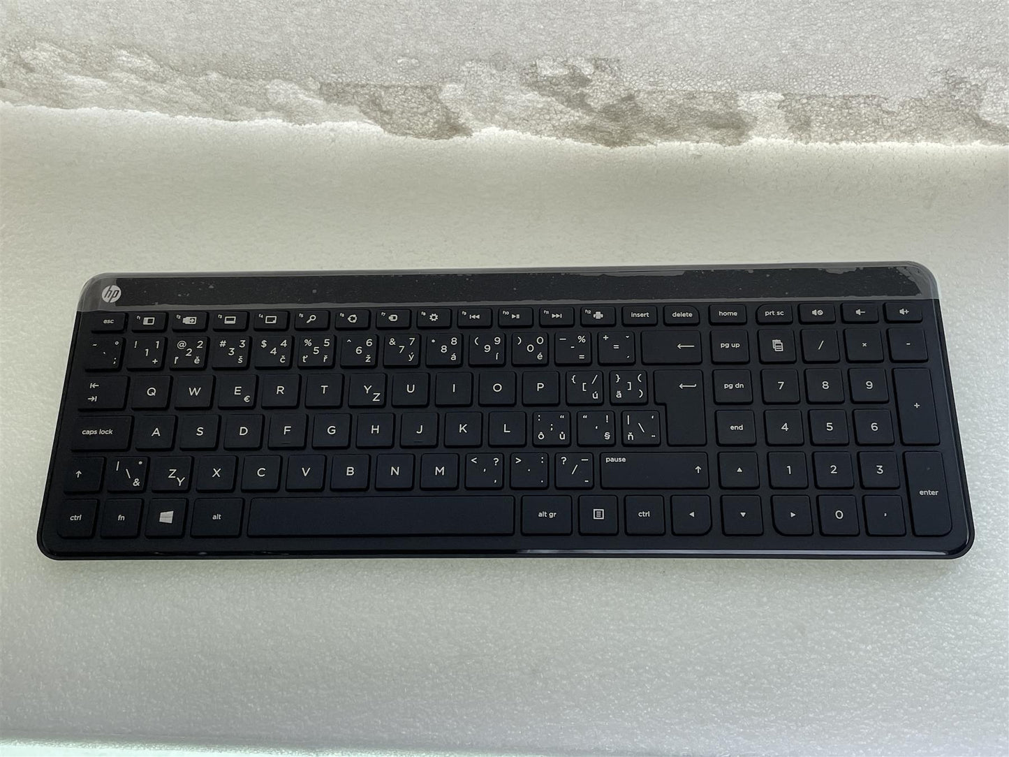 HP 789404-CG1 Wireless Keyboard Mouse ERK-321A Czeck Slovak Layout Genuine NEW