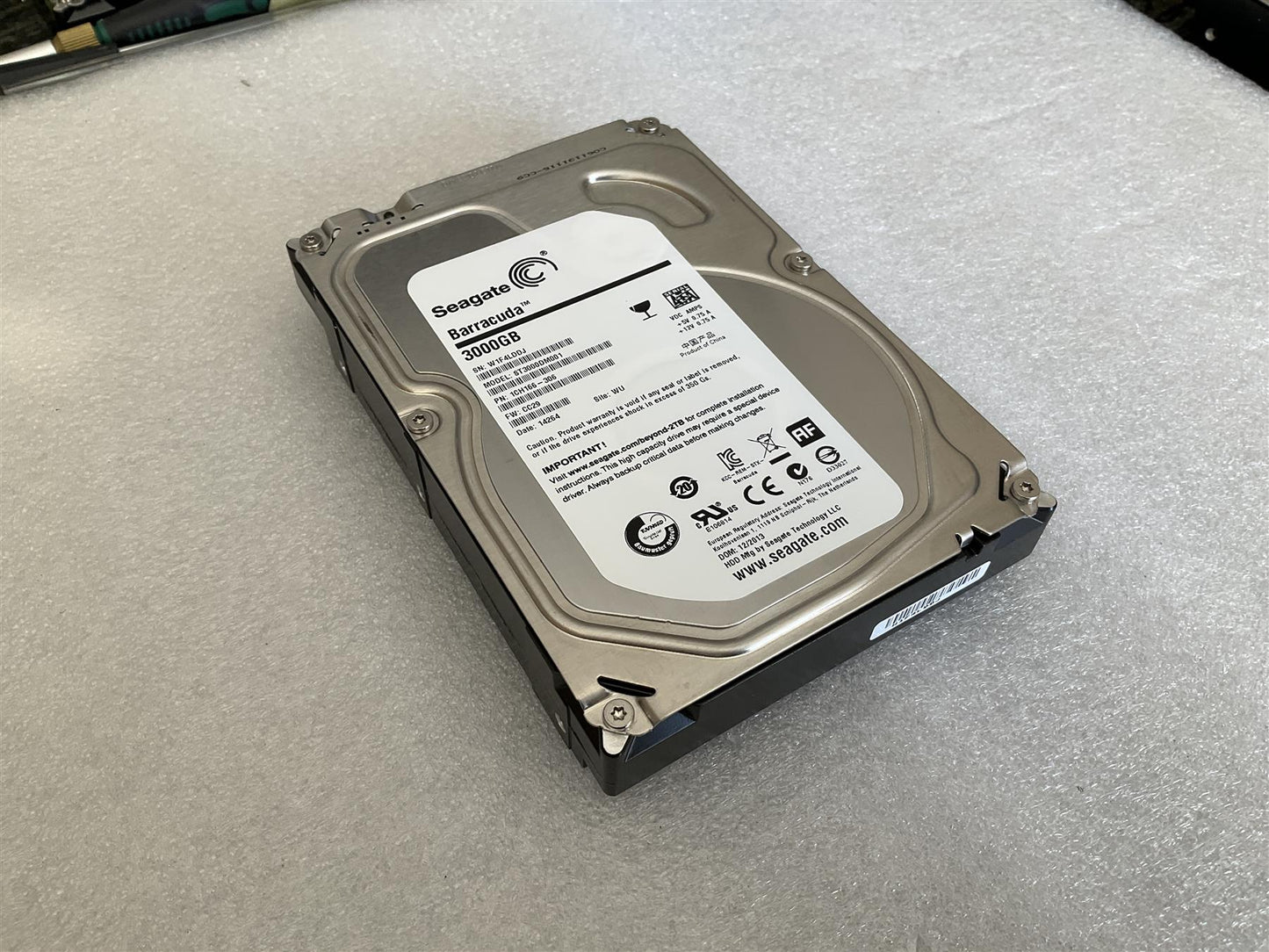 Seagate ST3000DM001 3000GB 3TB 7200RPM 64 MB Cache HDD Hard Disk Drive 3.5 inch