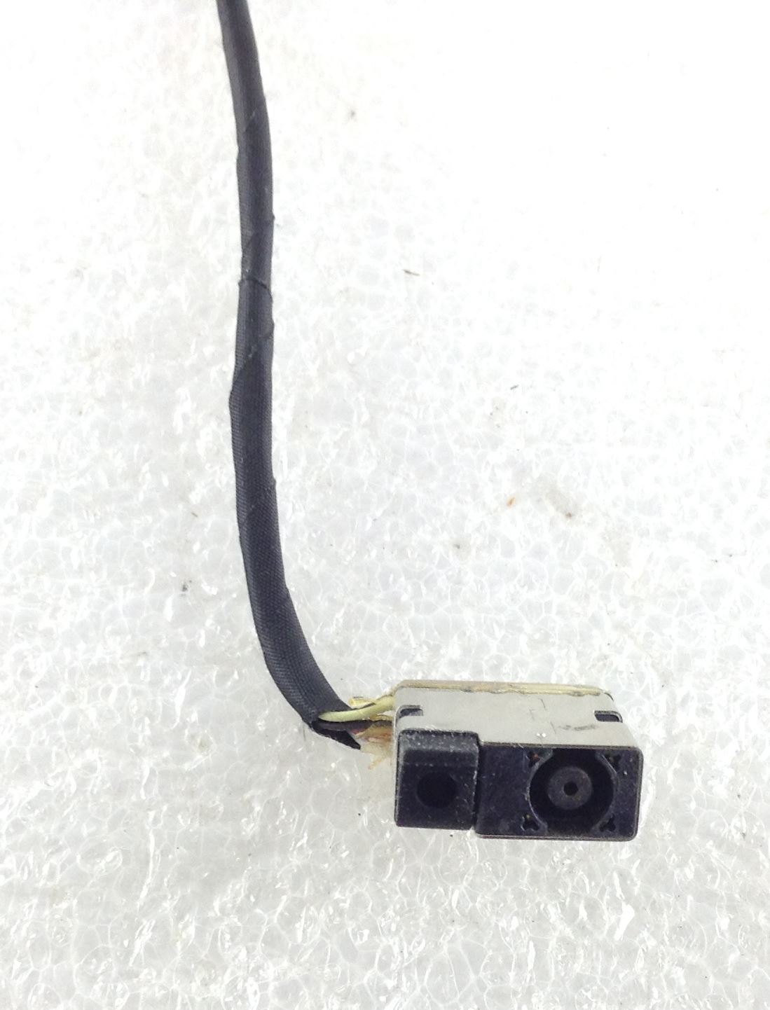 HP Chromebook 14 x050na Power Input DC Socket Jack cable 754734-SD1 Genuine - Used Condition