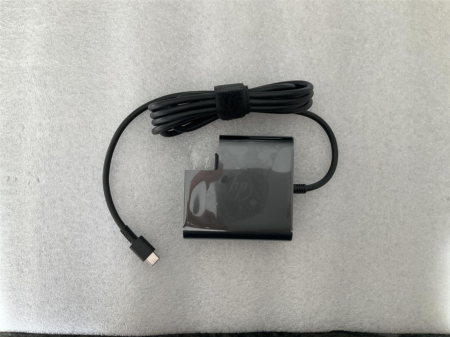 HP L43180-005 L30757-002 L32392-001 TPN-CA06 65W Tpye C Power Charger Adapter