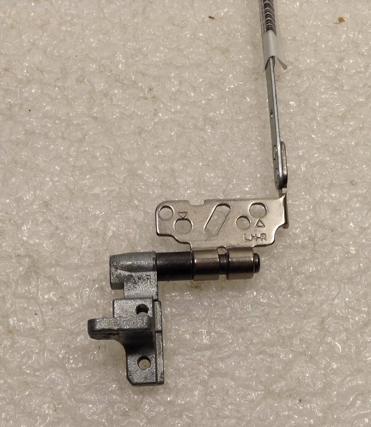 HP EliteBook 2570p 8470p PC 685414-001 Right Hinge with Bracket 6055B0022001 NEW