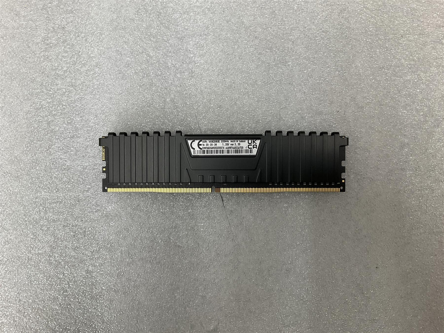 Corsair VENGEANCE DDR4 8GB 3200Mhz CMK16GX4M2E3200C16 RAM Memory NEW