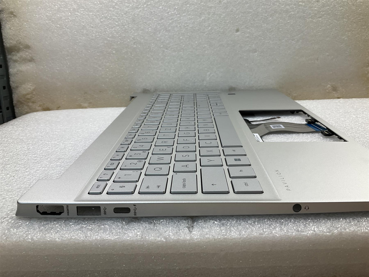 HP Pavilion 15-EH 15-EG N05643-BG1 N02261 Switzerland Swiss Keyboard Palmrest